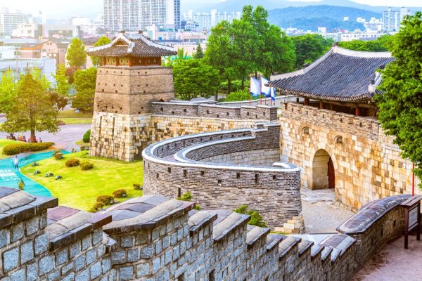 Day-trips-from-Seoul-South-Korea-Suwon-Hwaseong-Fortress